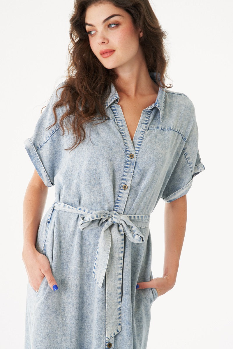 ladies denim midi dress The Winry Denim Midi Shirt Dress – Thread + Seed
