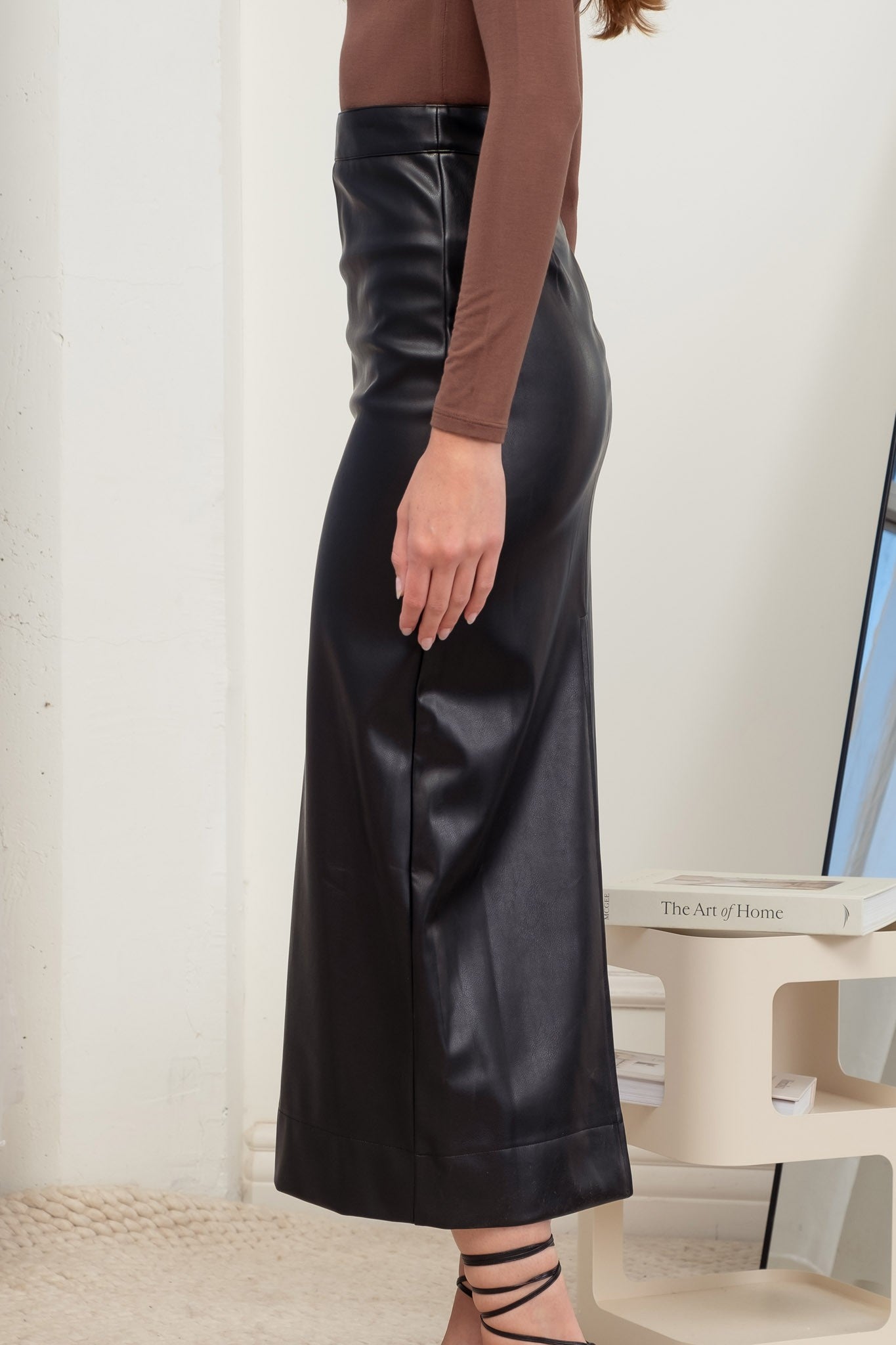The Noa Vegan Leather Skirt – Thread + Seed