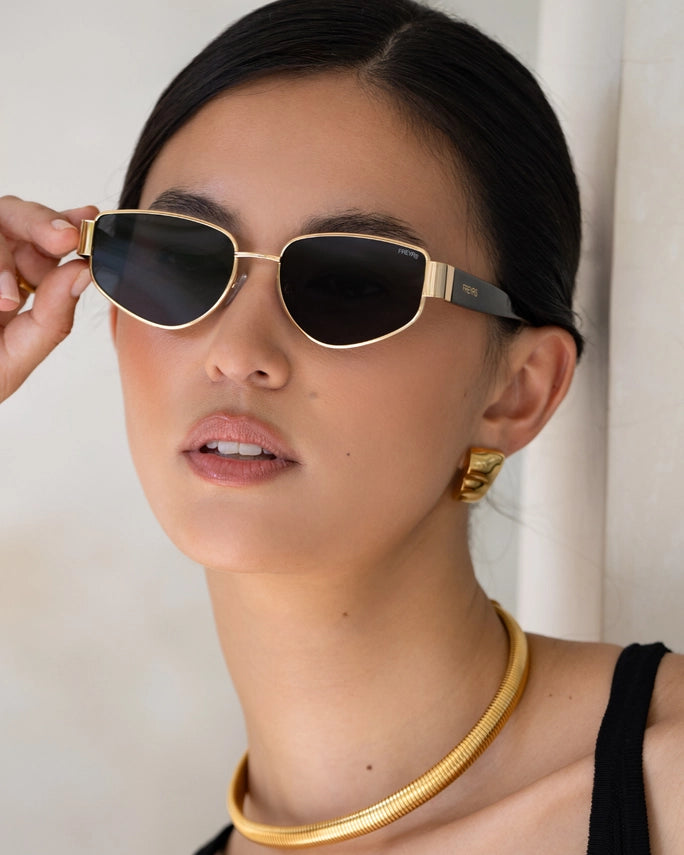 The Delilah Gray Acetate Sunglasses – Thread + Seed display picture 1