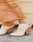 The Kiara Western Mule