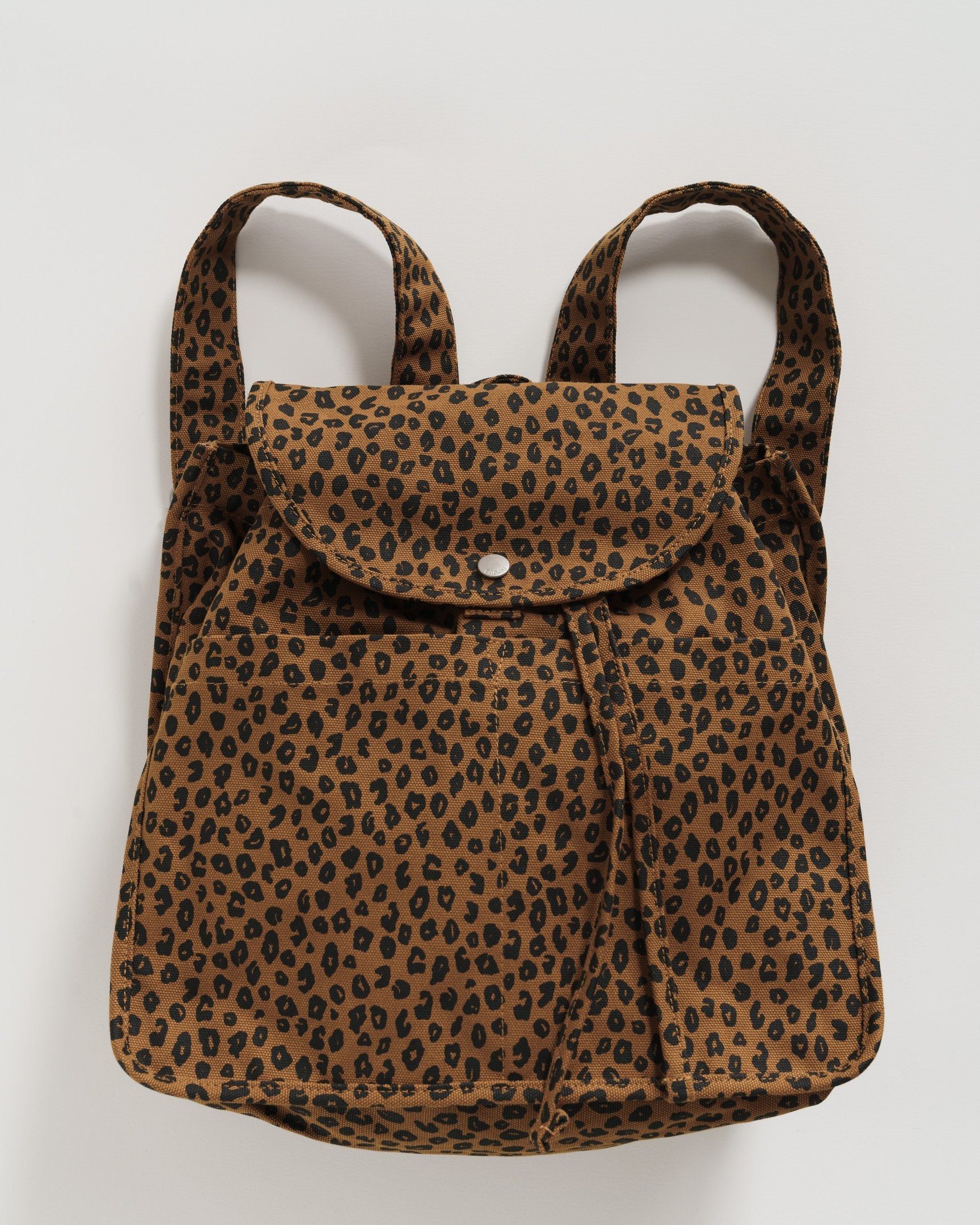 baggu drawstring backpack fit laptop Nutmeg Leopard Drawstring Backpack by Baggu