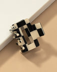 The Cara Hair Claw Clip