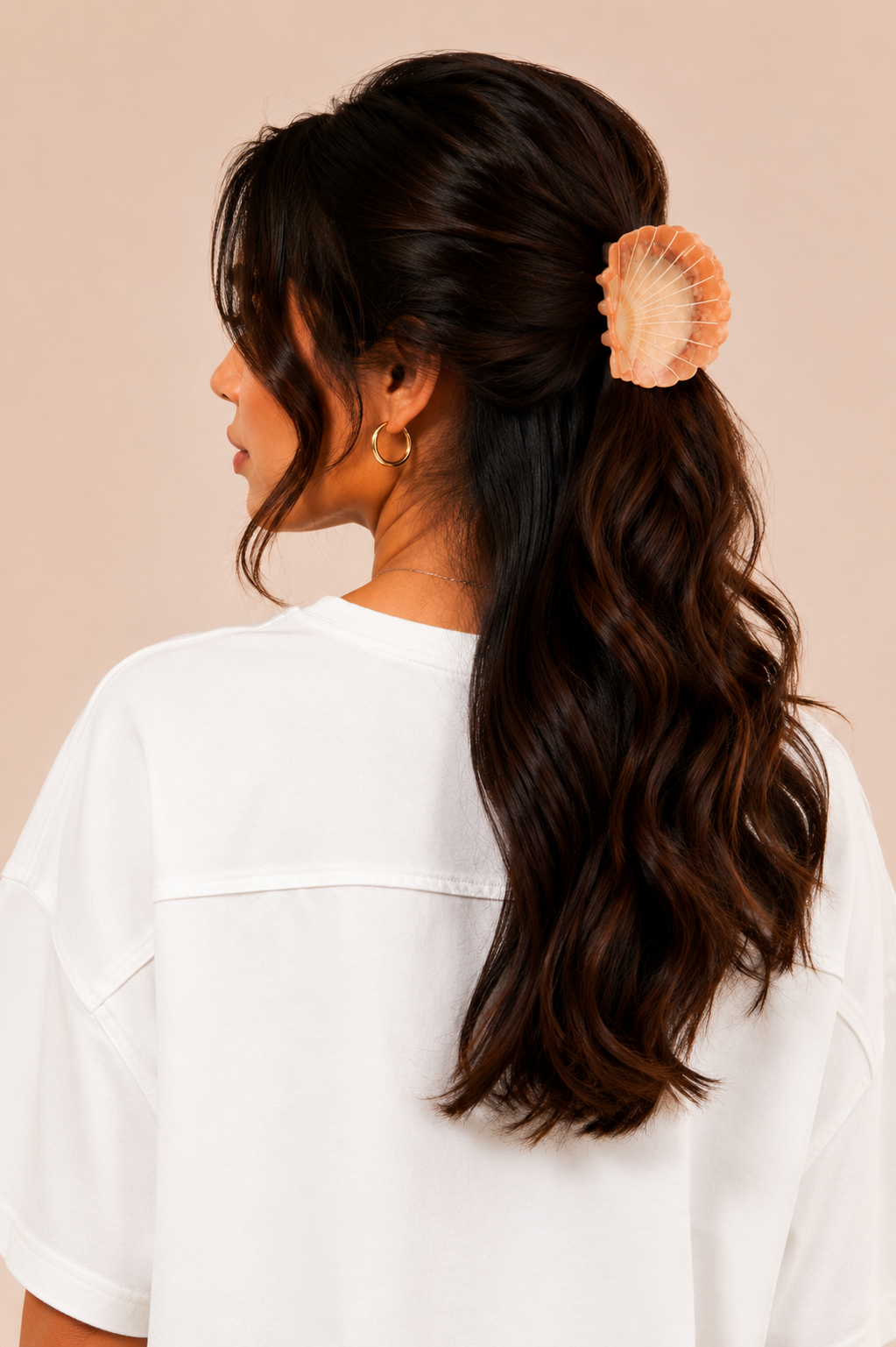 The Meri Hand-Painted Seashell Claw Clip