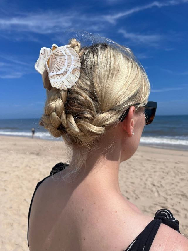The Isla Hand-Painted Seashell Claw Clip