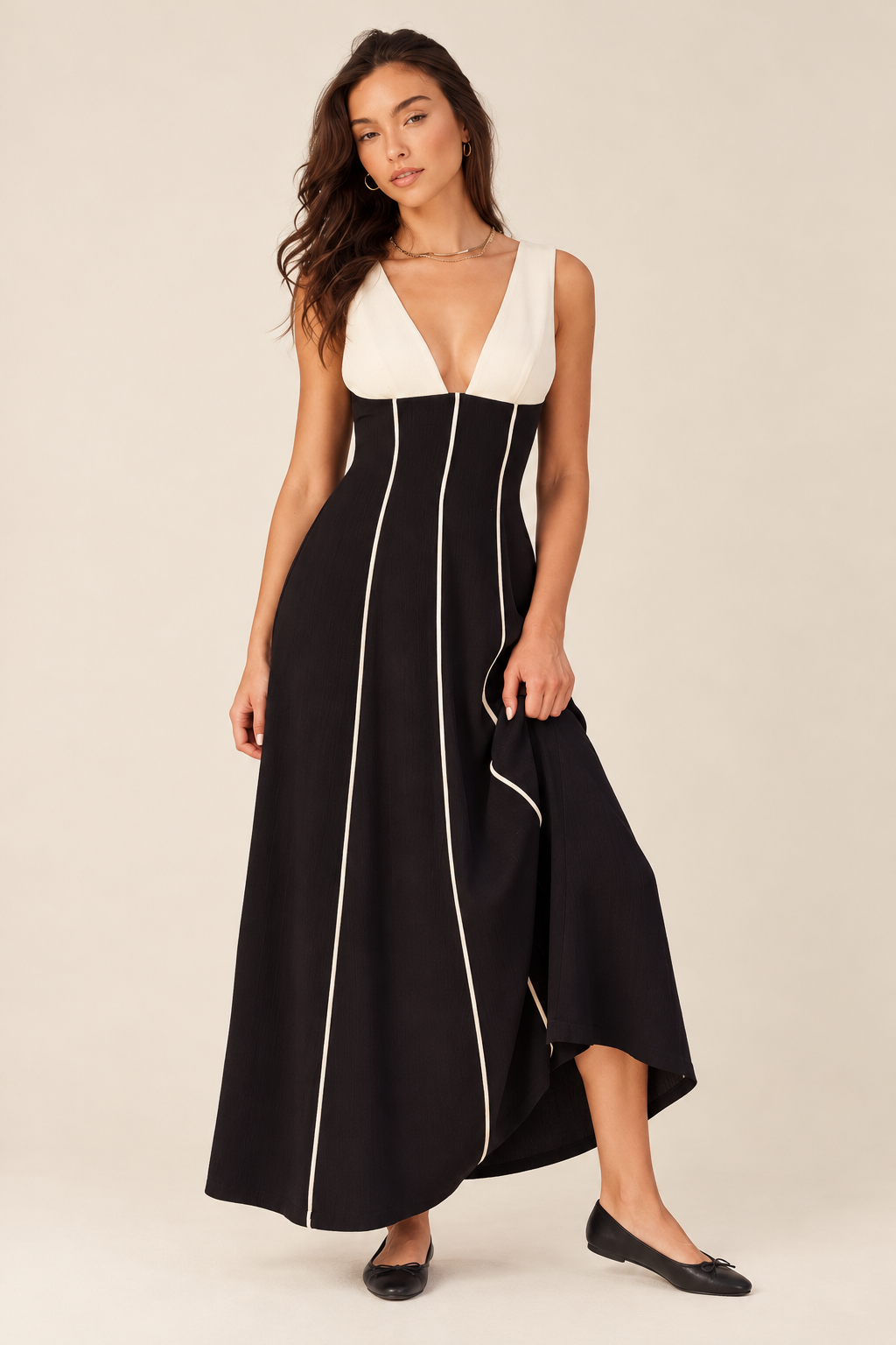 The Soraya Black Contrast Piping Dress