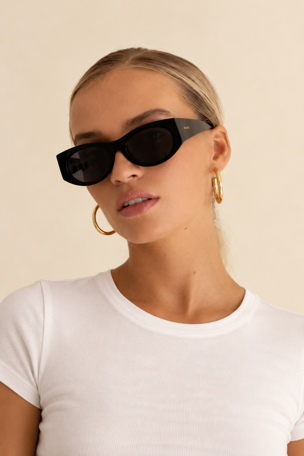 The Layla Black Acetate Oval Sunglasses