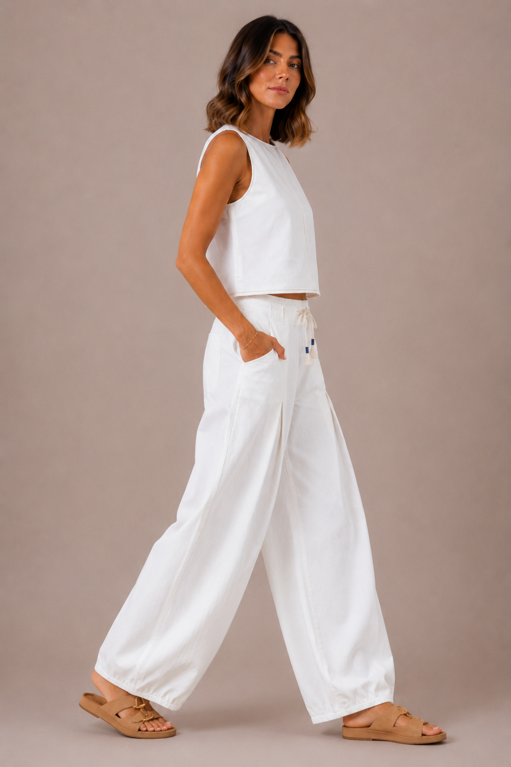 The Reeve Ivory Pleated Barrel Pants
