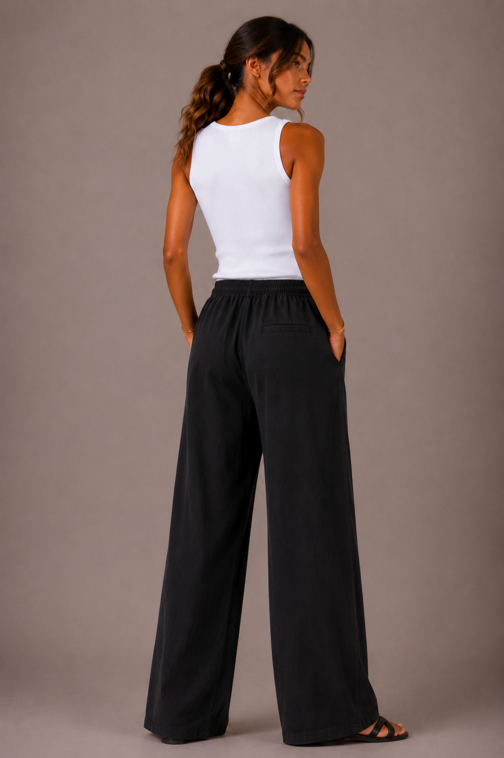 The Kyra Black Linen Lounge Pant