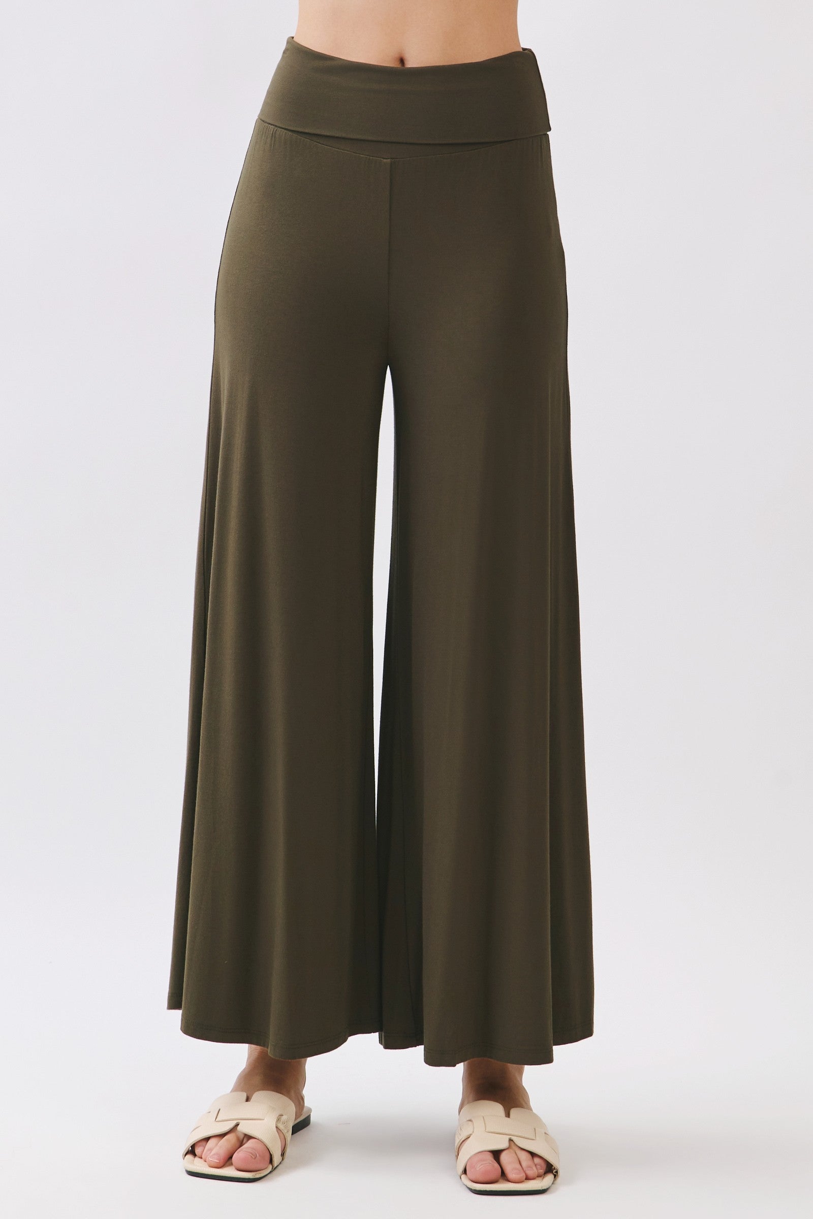 The Jaya Fine Olive Palazzo Pants