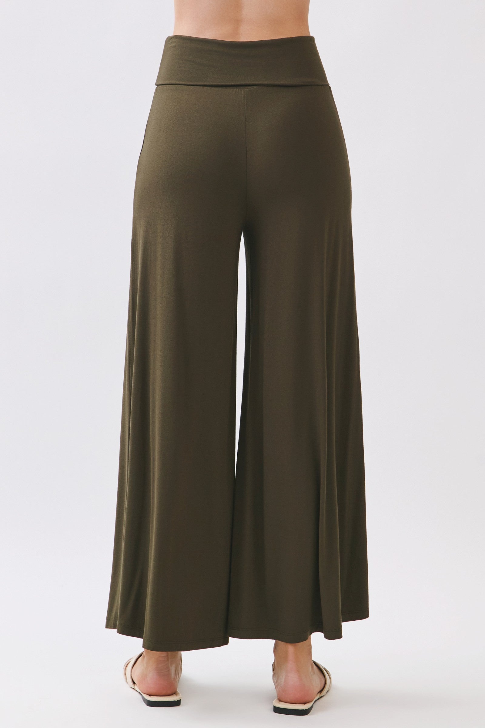 The Jaya Fine Olive Palazzo Pants