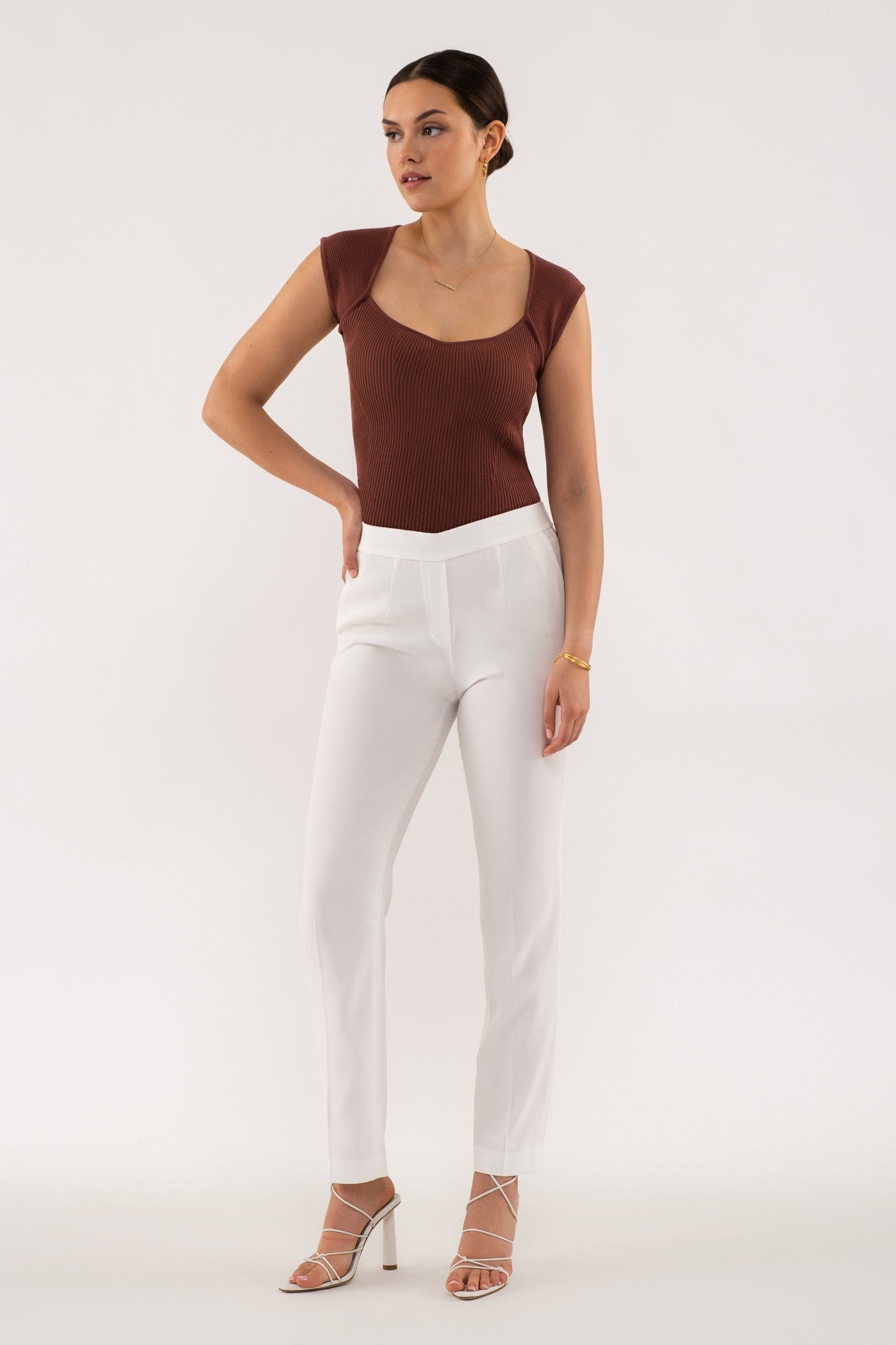 The Candace Scoop Sweetheart Neck Top