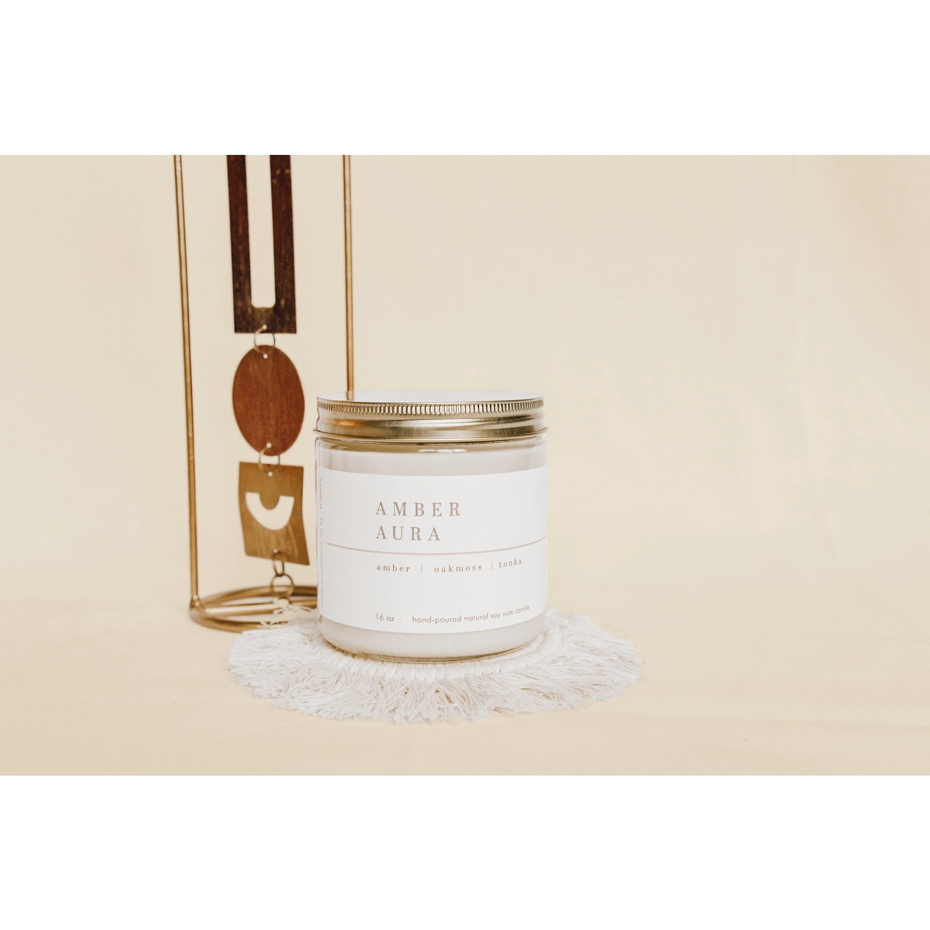 The Amber Aura Candle by Vellabox
