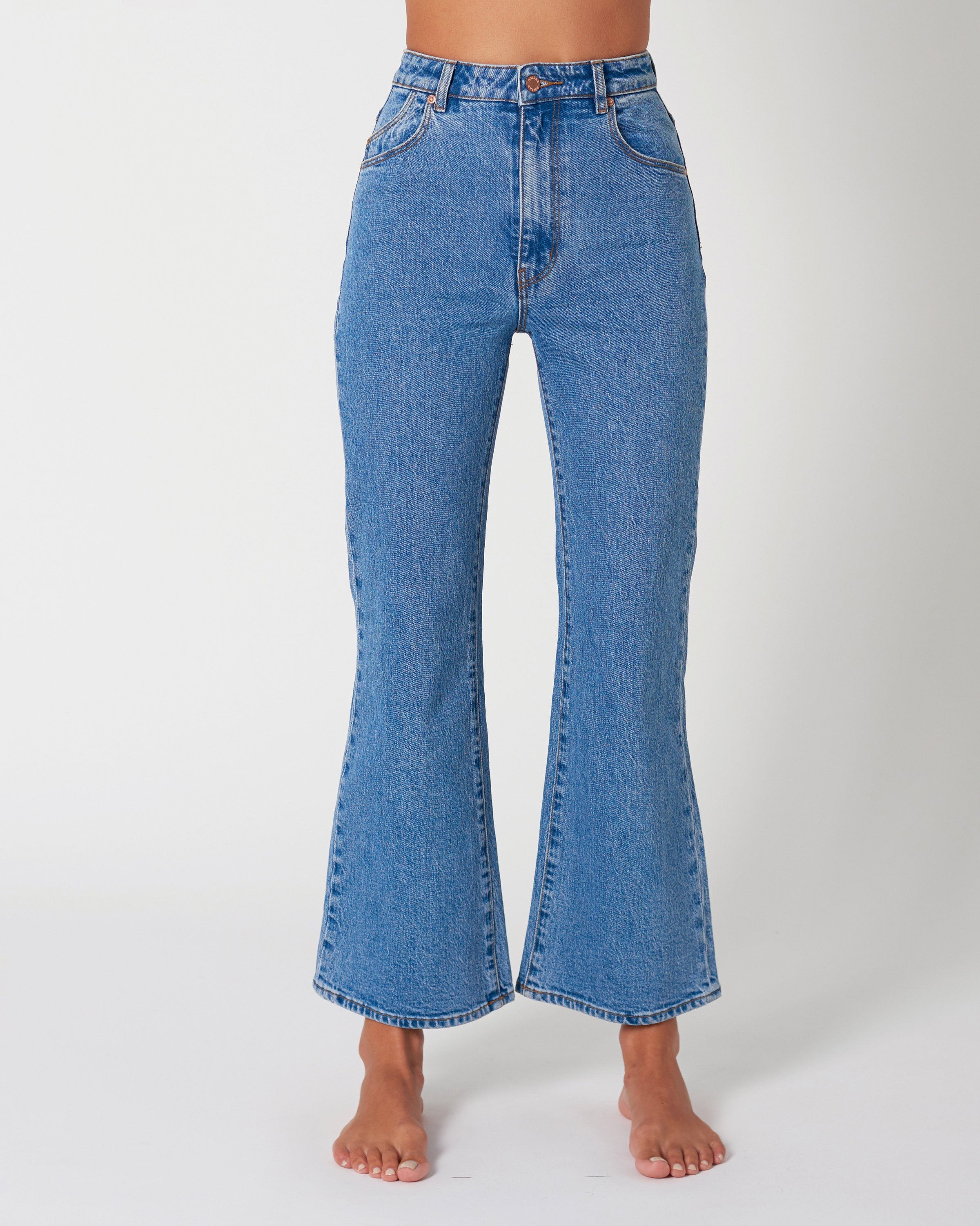 The Eastcoast Ankle Flare Denim by Rolla's – Thread + Seed