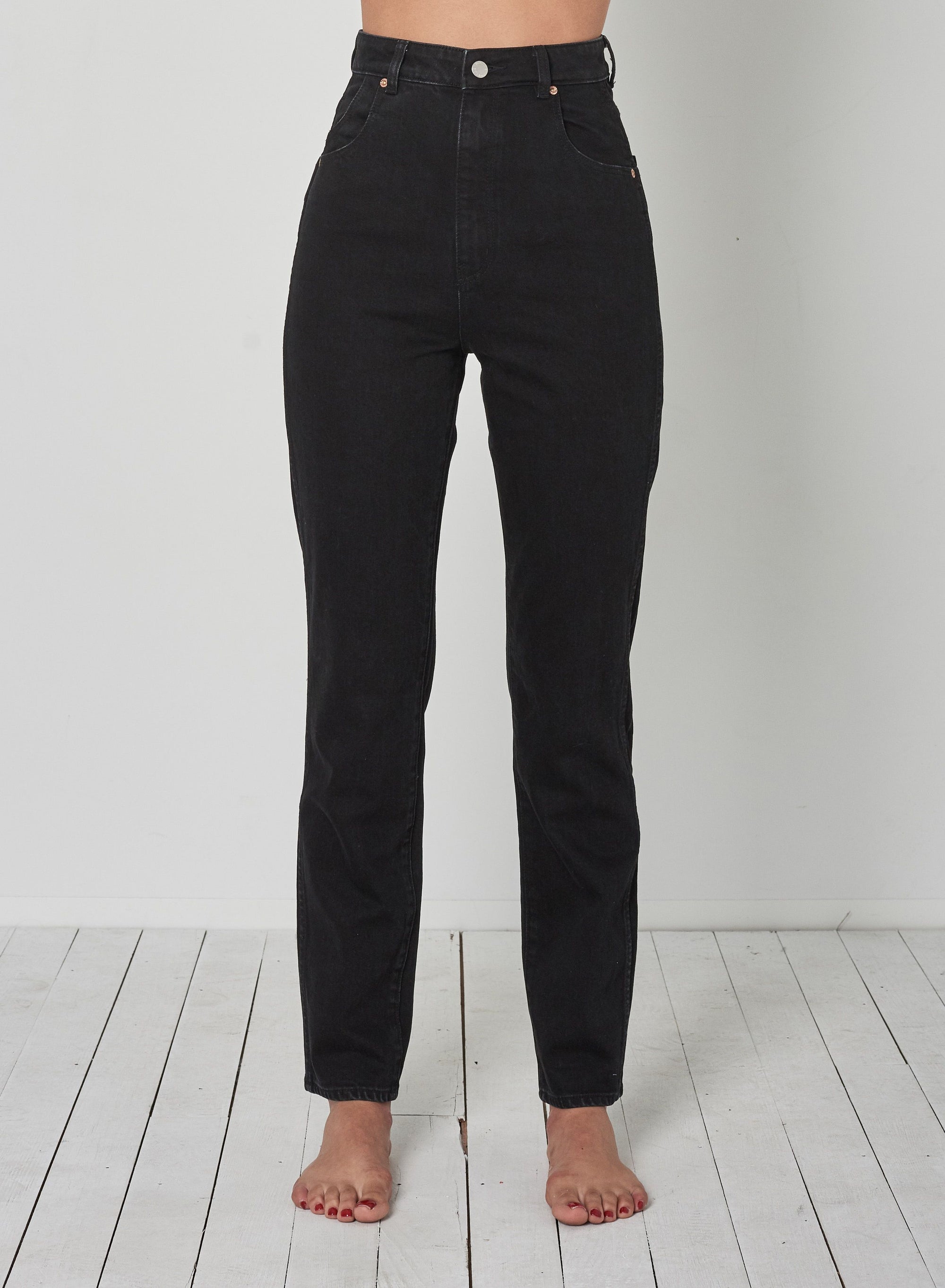 Elle Jeans in Comfort Jet Black by Rolla&#39;s