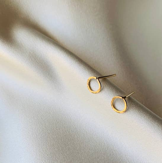 The Anna Circle Studs by Points Jewelry
