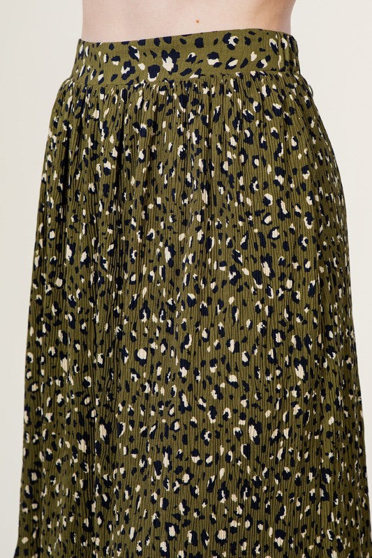 The Heidi Pleated Leopard Midi Skirt